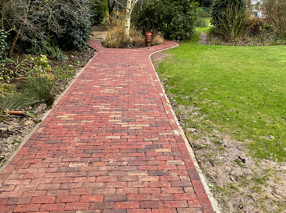 landscapers in Fareham